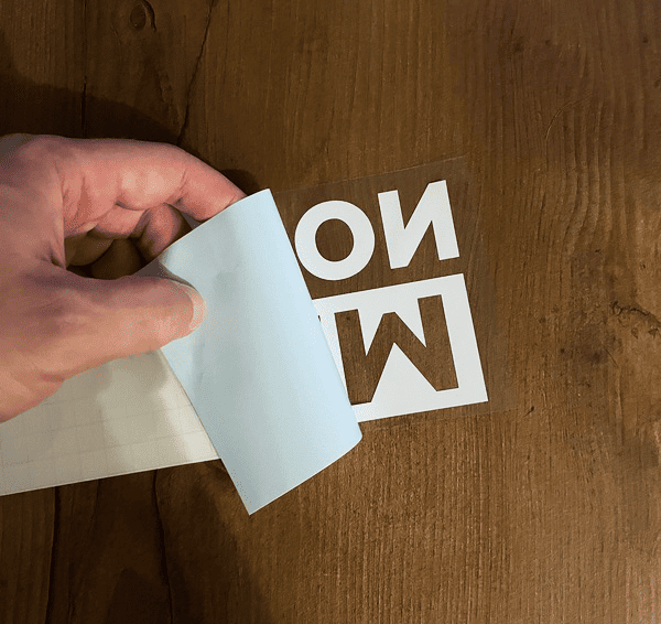 Как подготовить наклейку к оклейке